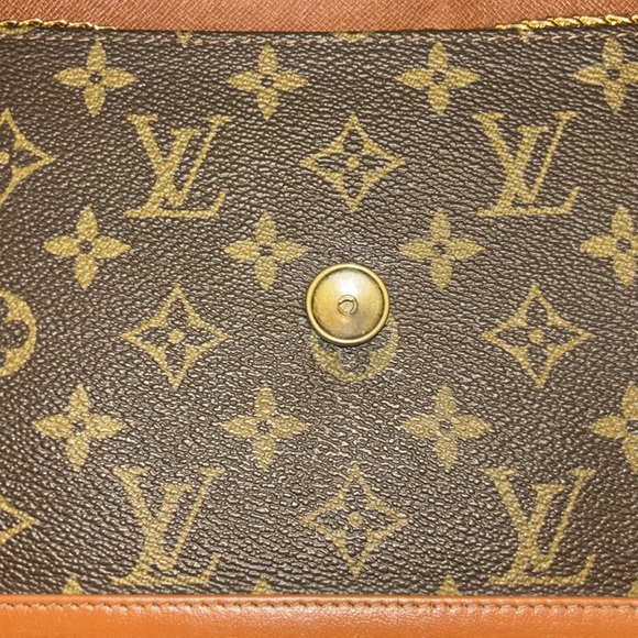 Vintage Louis Vuttion Clutch / With Chain - EUC - Picture 5 of 12